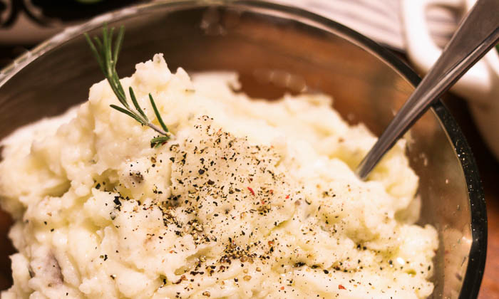 Dairy-Free Mashed Potatoes - Further Food