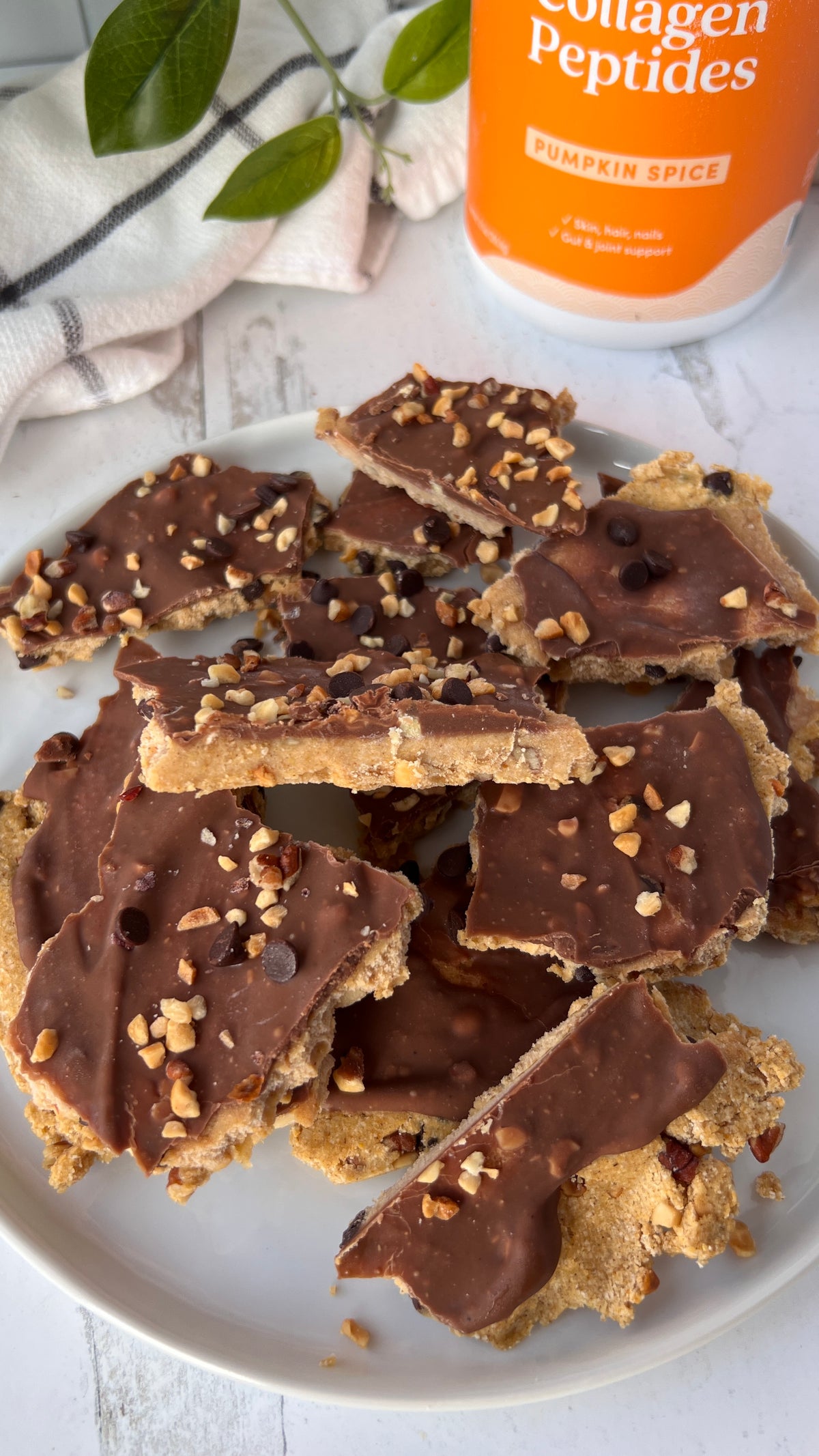 Pumpkin Pie Spice Cookie Dough Bark